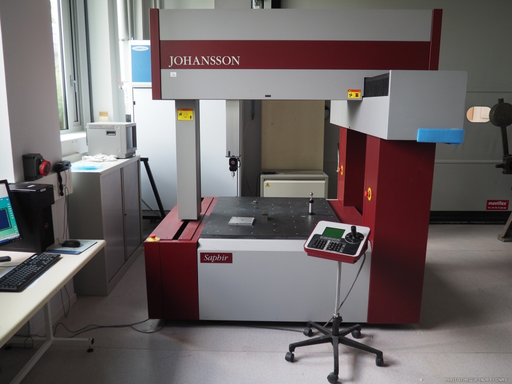 Machine à mesure tridimensionnelle (MMT)