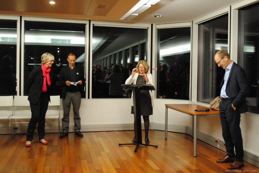 Remise de la médaille de cristal à Patrick Nayman