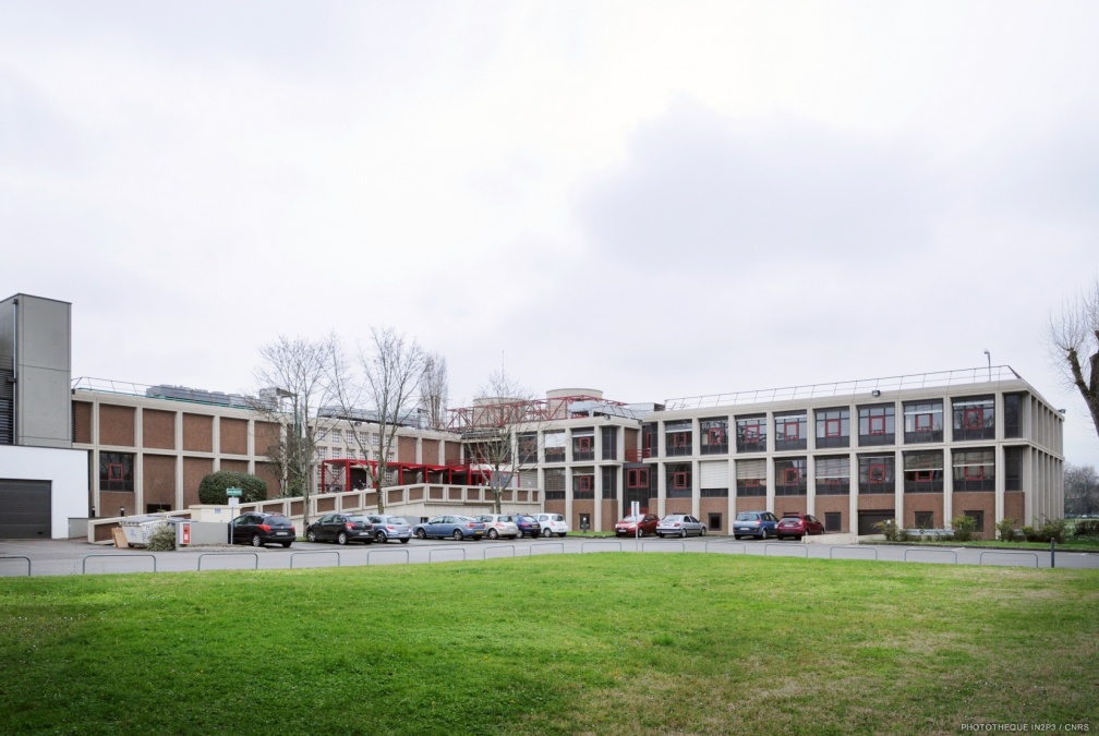 Vue large facade est