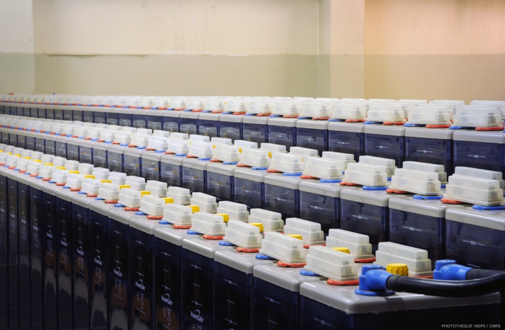 Batteries au plomb ouvert(4)