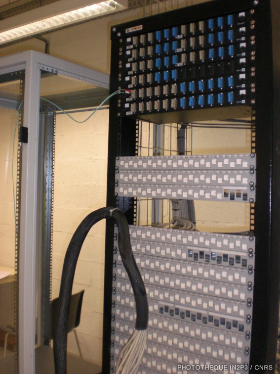 Salle serveur informatique