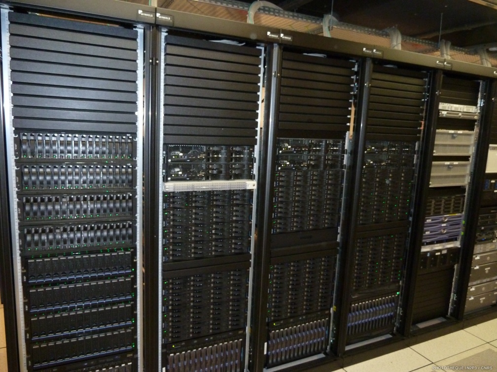 Salle serveur informatique