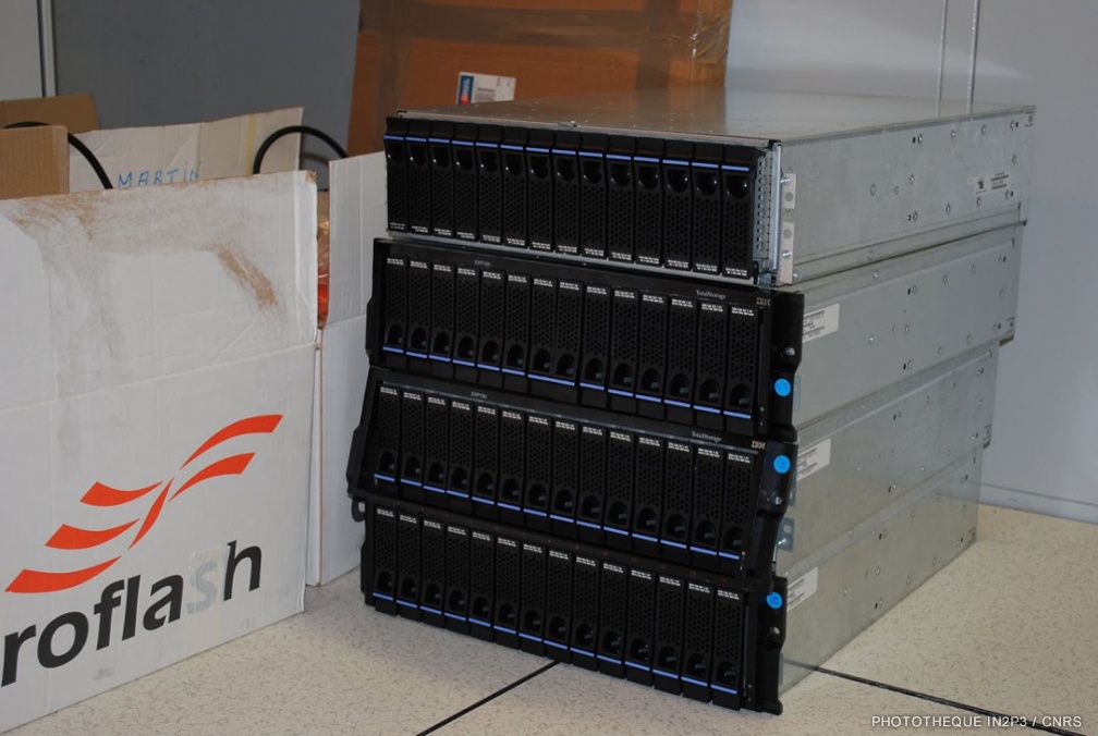 Salle serveur informatique