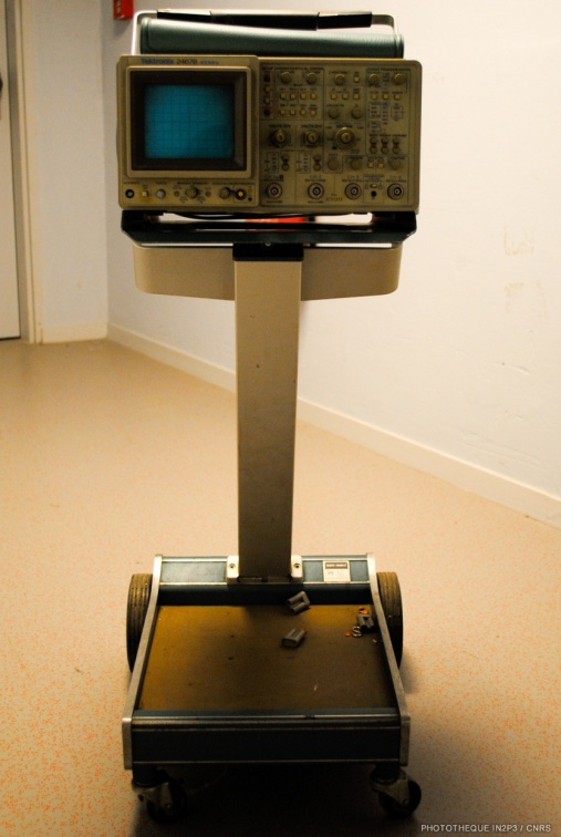 Oscilloscope Tektronix 400 MHZ