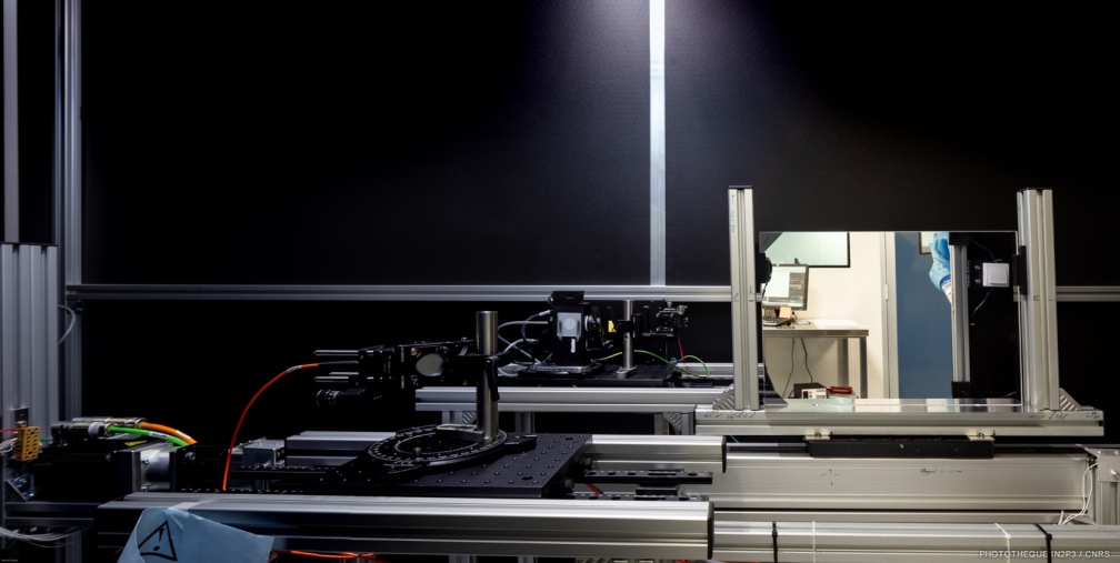 Banc d'analyse spectrale des filtres en transmission