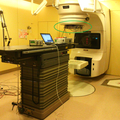 Protoype de TraDeRa en place sous un accélérateur du service de radiothérapie du CHU de Grenoble Michalon