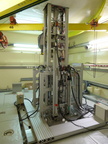 Accélérateur qui s'insère dans le réacteur de Mol, situé en-dessous