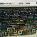 Le LPC Caen, La montée en puissance (1980-2000). Carte électronique au standard VXI conçue et réalisée en collaboration avec le LAL Orsay (Carte Trigger INDRA).