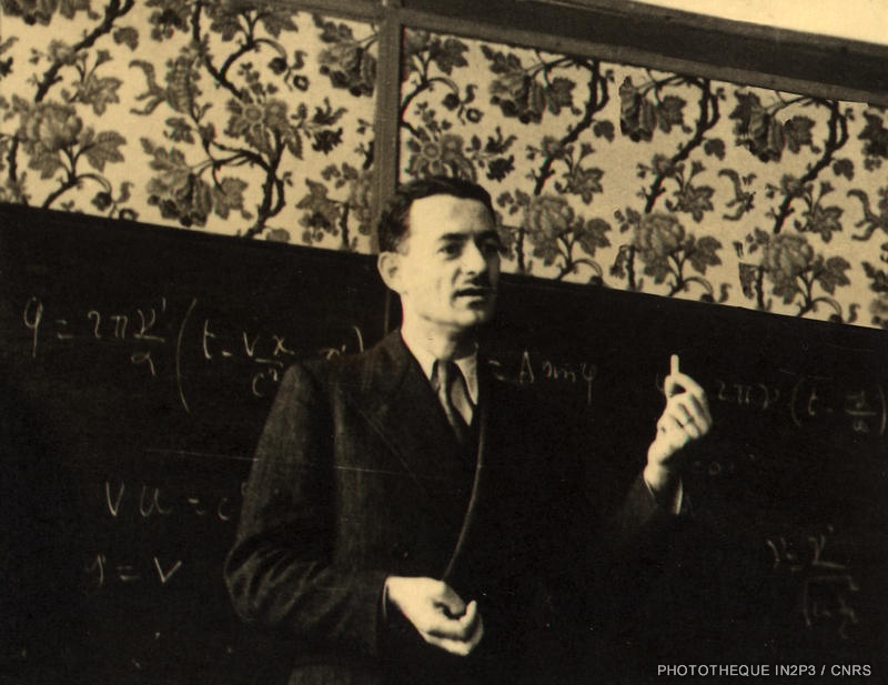 Leprince-Ringuet, Louis Marie Edmond (X 1920N ; 1901-2000). 
