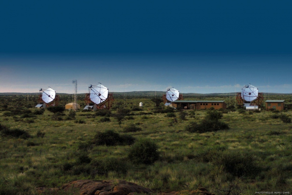 An2000-2004-HESS-4 telescope