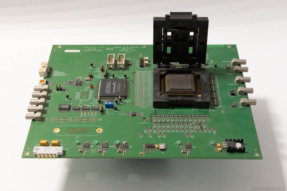 1 d p carte electronique test asic SKIROC 00141
