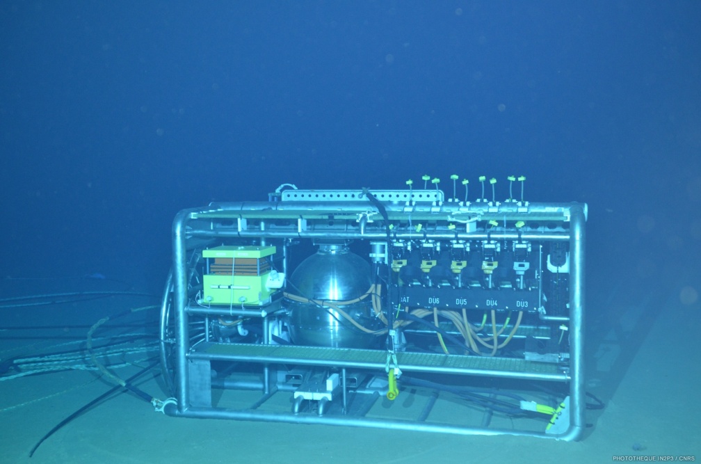 Nœud 1 de connexion installé par 2450 mètres de profondeur