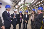 Visite au CERN de Yaël Braun-Pivet, présidente de l'Assemblée nationale.