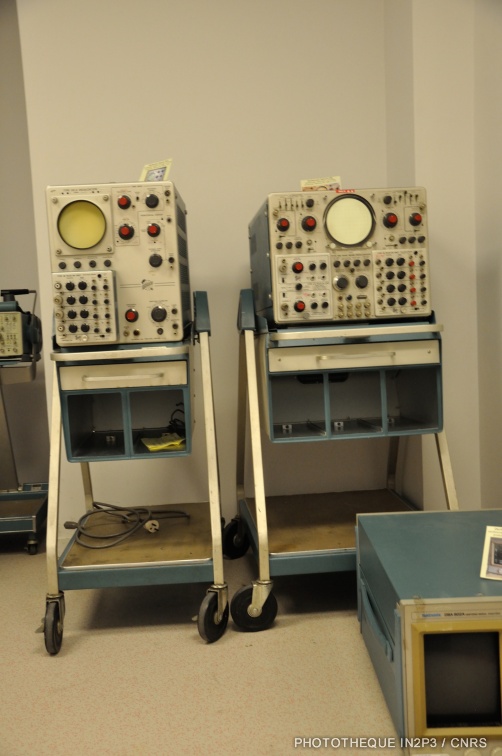 Oscilloscopes