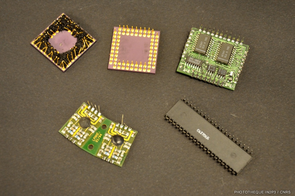Éléments du détecteur à pixels du détecteur DELPHI