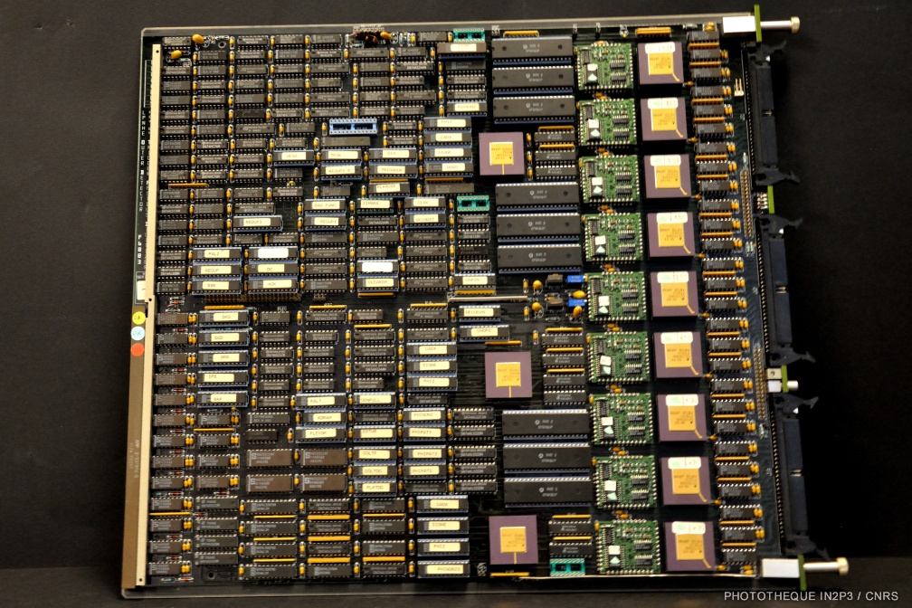 Carte électronique de l'Outer detector du détecteur DELPHI