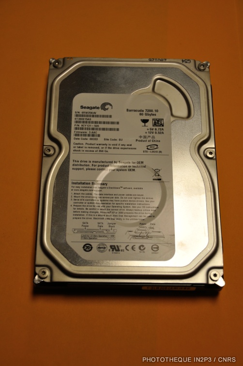 Disque dur SATA de 320 Go (2008)