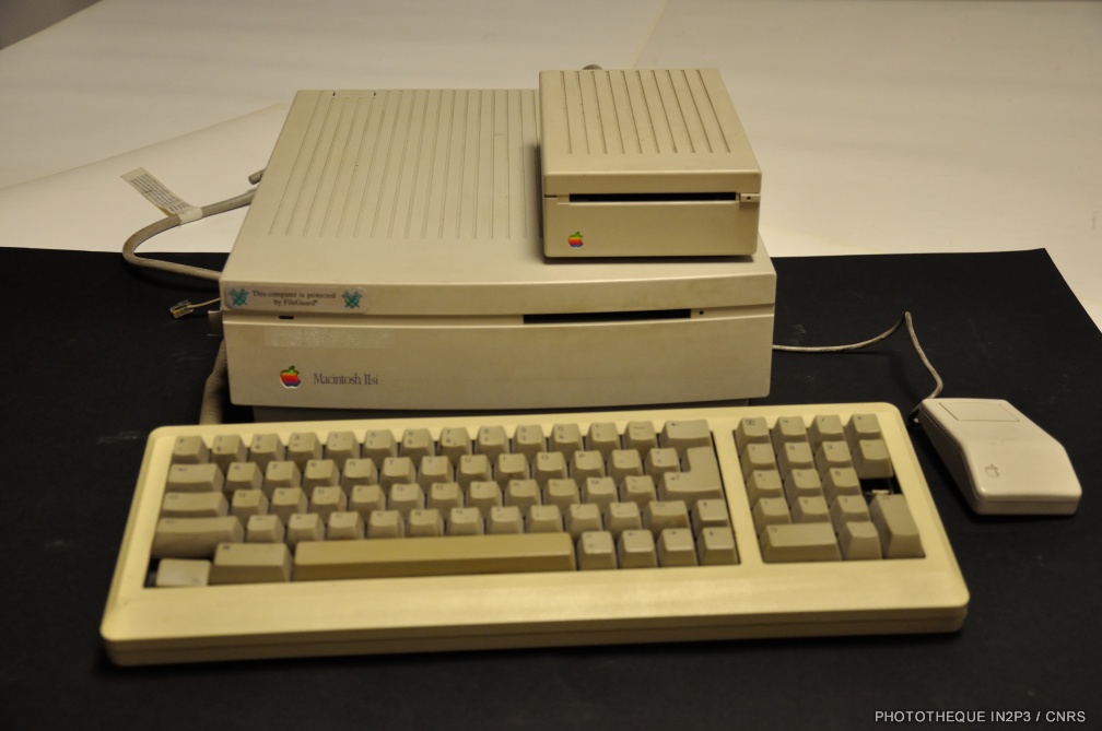 MacIntosh IISi (1990)