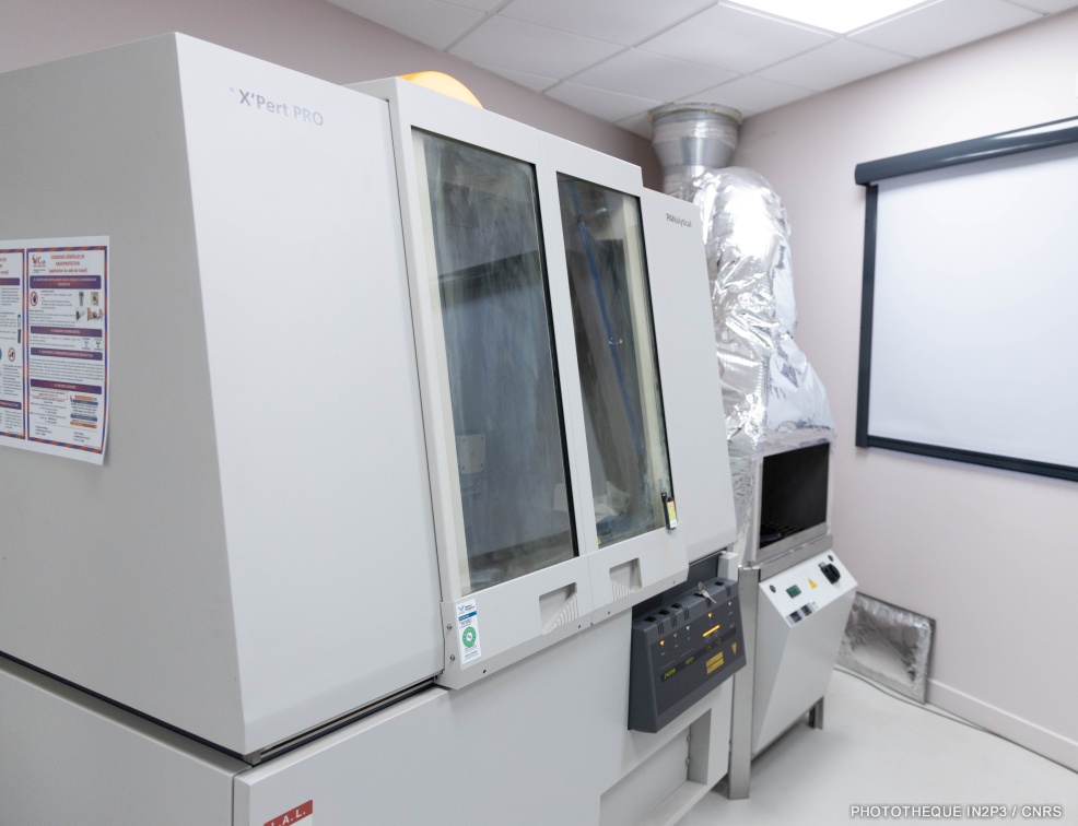 Diffractomètre à rayons X rasant (DRX)