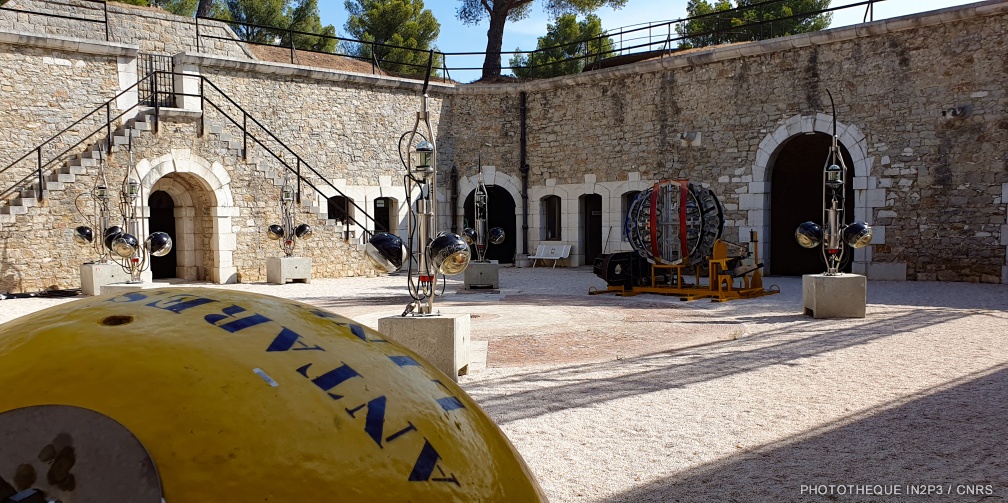 Exposition "Des abysses au cosmos" à la Seyne-sur-Mer