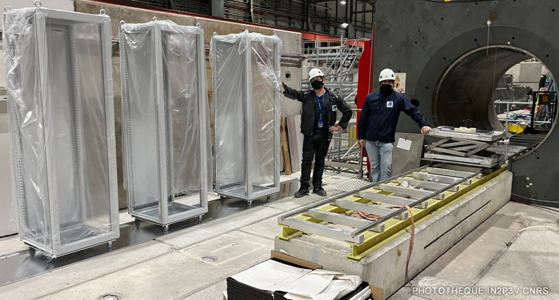 Premiers tests des prototypes de l’expérience MadMax dans l’aimant Morpurgo au CERN