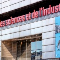 Entrée de la Cité des Sciences pour les 70 ans du CERN
