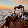 Déploiement de lignes ORCA du détecteur de neutrinos KM3NeT