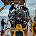 Déploiement de lignes ORCA du détecteur de neutrinos KM3NeT