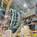 Vue de la structure du télescope LSST en cours d’assemblage