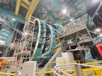 Vue de la structure du télescope LSST en cours d’assemblage